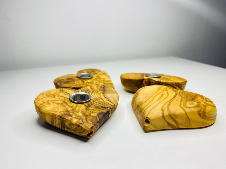 VOW Olive Wood Heart Pipe_3